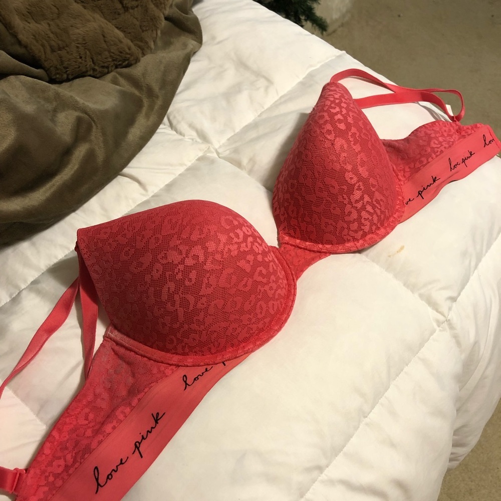 PINK (Victoria Secret) pink cheetah print bra